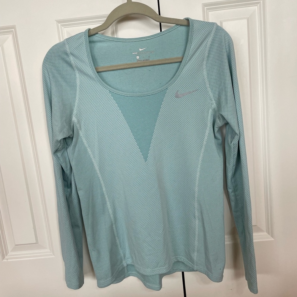 Baby blue Nike long sleeve running shirt